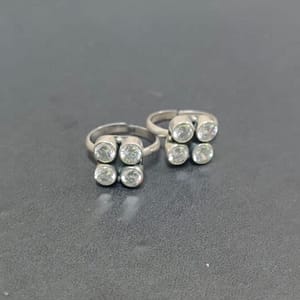 thehirastore