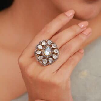 IMG_6164 the hira store